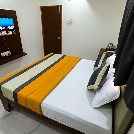 Fortuna Inn Manage By Sn Hospitality Navi Mumbai Kültér fotó