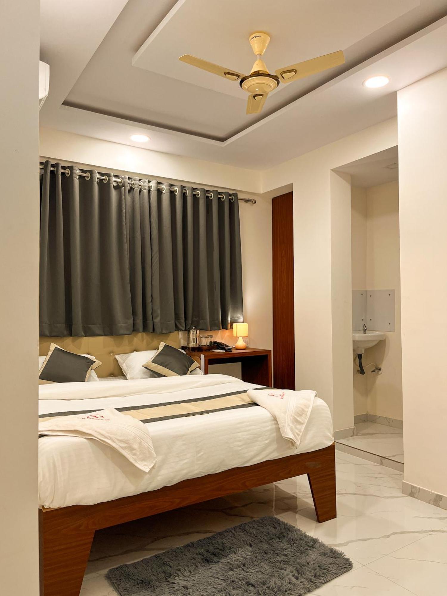 Fortuna Inn Manage By Sn Hospitality Navi Mumbai Kültér fotó